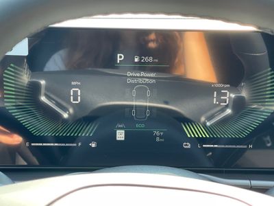 2026 Kia Sportage Hybrid — photo 8 view