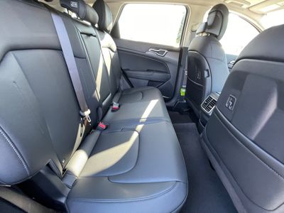 2026 Kia Sportage Hybrid — photo 12 view
