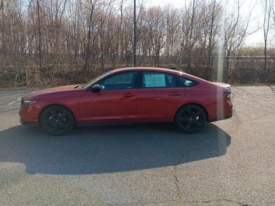 2024 Honda Accord Hybrid Sport-L Sedan - Photo 3