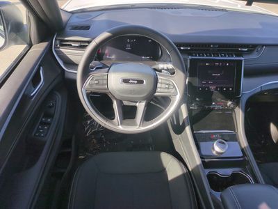 2025 Jeep Grand Cherokee - Photo 17