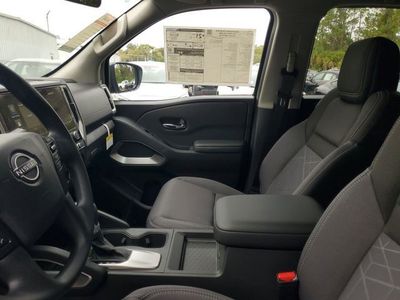2026 Nissan Frontier - Photo 8