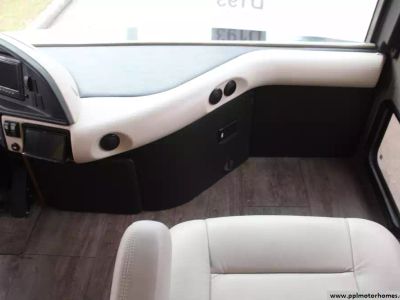 2006 Tiffin Allegro Bus — photo 55 view