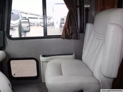 2006 Tiffin Allegro Bus — photo 56 view