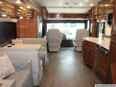 2006 Tiffin Allegro Bus — photo 11 view