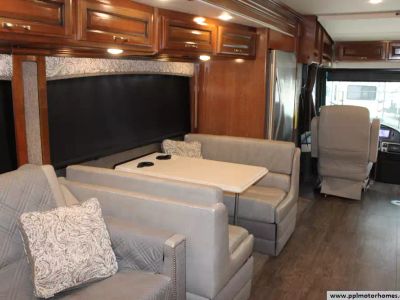 2006 Tiffin Allegro Bus — photo 38 view