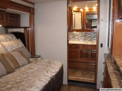 2006 Tiffin Allegro Bus — photo 17 view