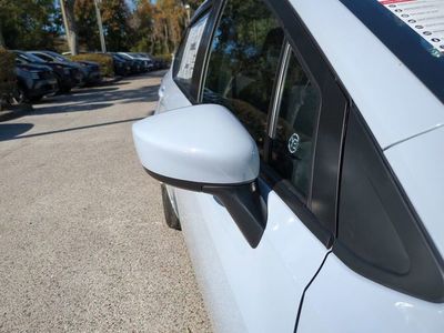 2025 Nissan Versa - Photo 12