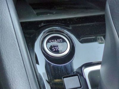 2025 Nissan Versa - Photo 24