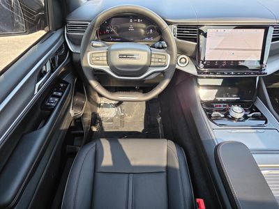 2026 Jeep Grand Wagoneer — photo 12 view