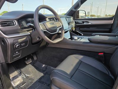 2026 Jeep Grand Wagoneer — photo 15 view