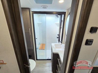2025 Fuzion 442 — photo 29 view