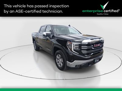 2025 GMC Sierra 1500 2WD Crew Cab 147" SLT — front three-quarter view