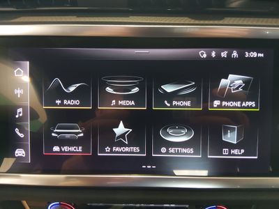 2025 Audi Q3 — photo 17 view