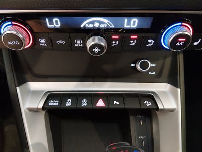 2025 Audi Q3 — photo 19 view