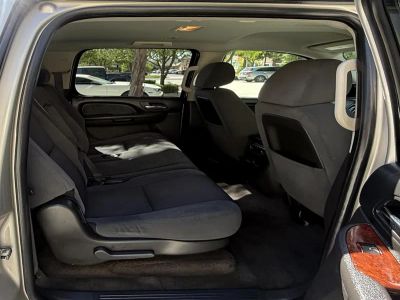 2009 Chevrolet Suburban — photo 15 view