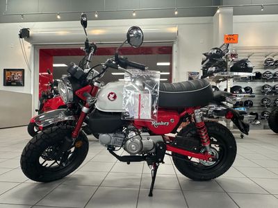 2025 Honda Monkey ABS - Photo 1
