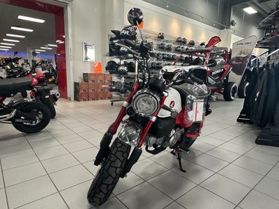 2025 Honda Monkey ABS - Photo 3