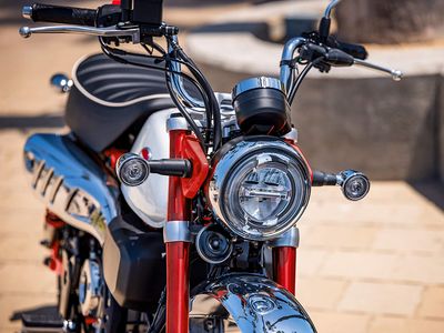 2025 Honda Monkey ABS - Photo 20