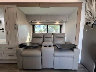 2027 Entegra ODYSSEY — photo 8 view