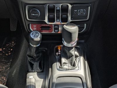 2026 Jeep Gladiator — photo 19 view