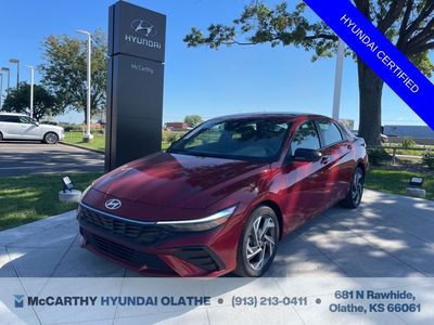 2025 Hyundai Elantra - Photo 1