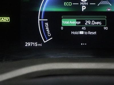 2025 Toyota Camry FWD - Photo 39