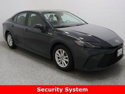 2025 Toyota Camry FWD - Photo 4