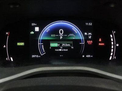 2025 Toyota Camry FWD - Photo 38