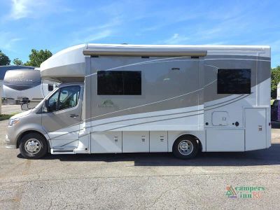 2027 Newmar Freedom Aire — interior view
