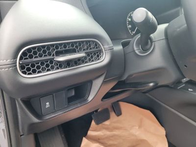 2026 Honda HR-V EX-L - Photo 16