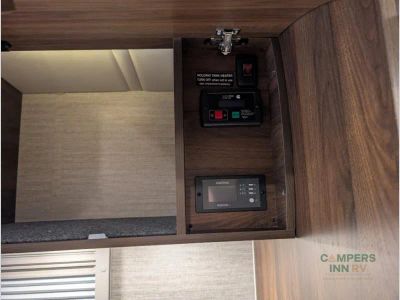 2024 Winnebago Navion — photo 46 view