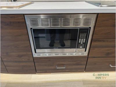 2024 Winnebago Navion — photo 36 view