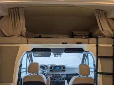 2024 Winnebago Navion — photo 17 view