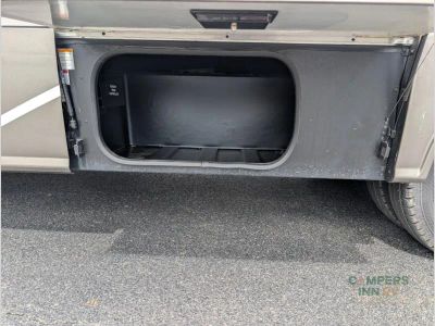 2024 Winnebago Navion — photo 14 view