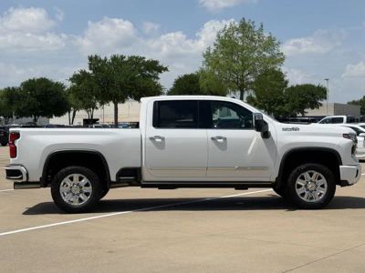 2024 Chevrolet Silverado 2500 HD - Photo 3