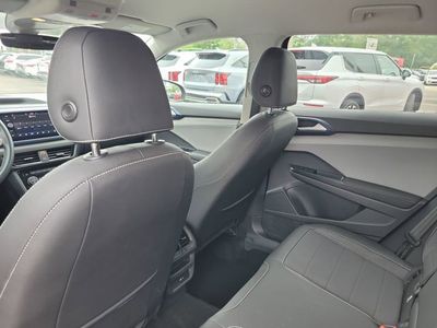 2024 Volkswagen Taos - Photo 27