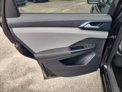 2024 Volkswagen Taos - Photo 29