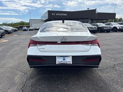 2026 Hyundai Elantra Hybrid - Photo 14