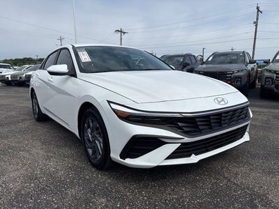 2026 Hyundai Elantra Hybrid - Photo 28