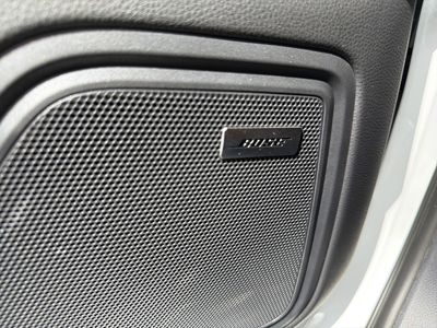 2026 Porsche Macan - Photo 25