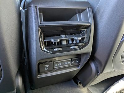 2026 Jeep Grand Cherokee — photo 15 view