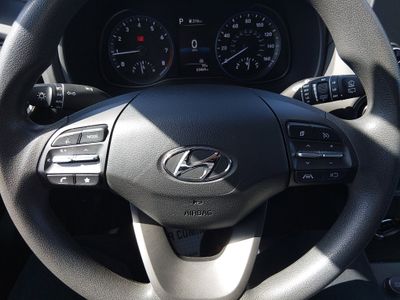 2023 Hyundai Kona — photo 12 view