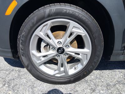 2023 Hyundai Kona — photo 10 view