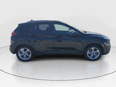 2023 Hyundai Kona — photo 8 view
