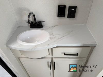 2026 Grand Design Momentum MAV - Photo 22