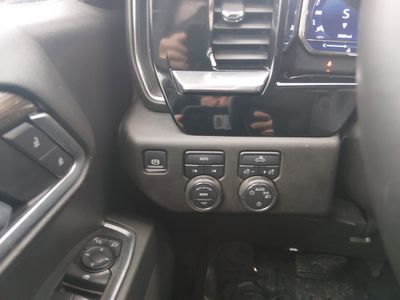 2025 Chevrolet Silverado 1500 - Photo 13