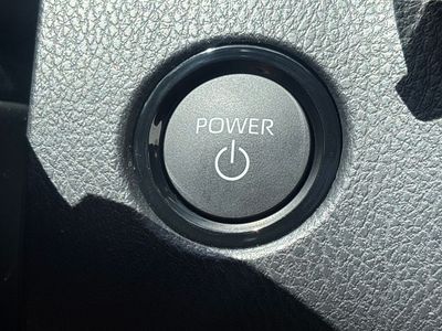 2026 Toyota Camry - Photo 20