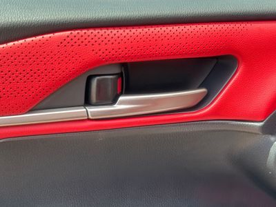 2026 Toyota Camry - Photo 9