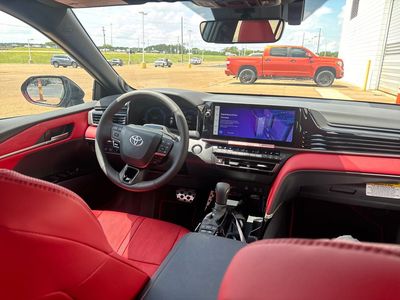 2026 Toyota Camry - Photo 30