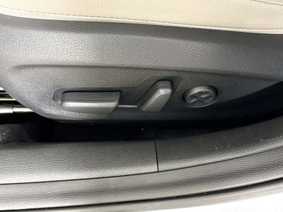 2018 Hyundai Sonata Hybrid - Photo 21